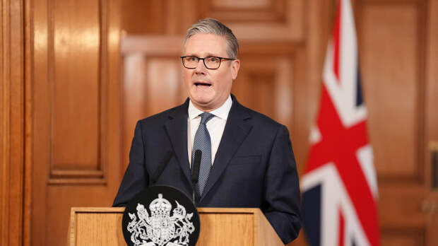 Стармер: Лондон направит специалистов в Персидский залив для отражения атак БПЛА