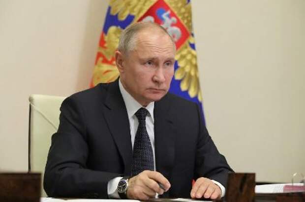 Владимир Путин подписал закон, легализующий параллельный импорт в России
