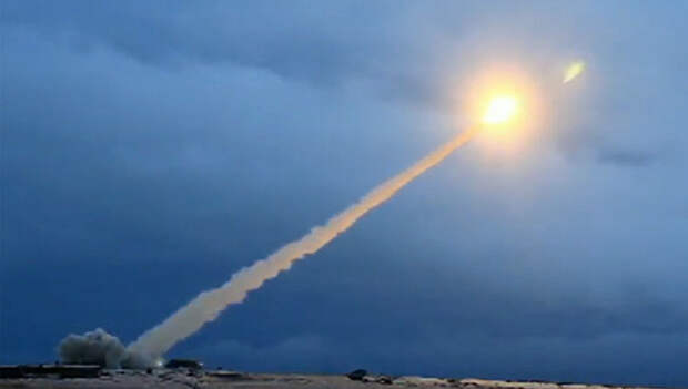Испытание российской крылатой ракеты неограниченной дальности с ядерной энергетической установкой. Архивное фото
