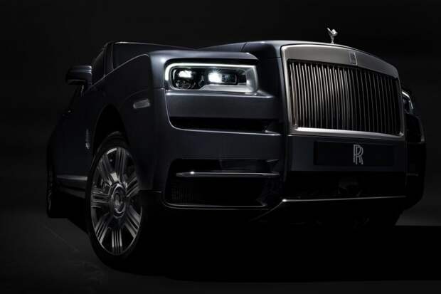 Rolls-Royce Cullinan: что нужно знать о самом роскошном внедорожнике в мире Rolls-Royce Cullinan, cullinan, rolls-royce, suv, авто, автомобили, внедорожник, роскошь