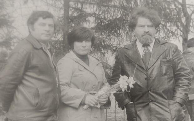 Леня. Изя и я в Невской Дубровке.jpg