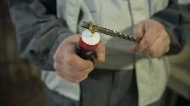 Как хранить смазку для инструментов