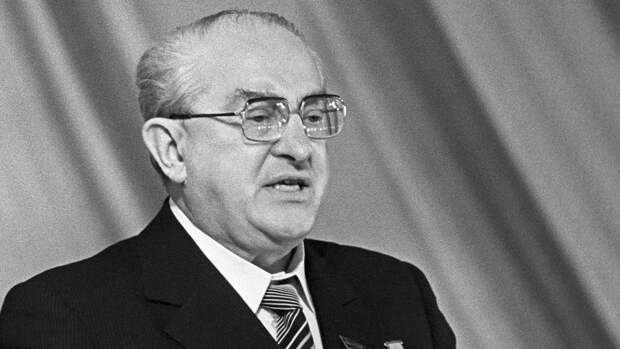 5 самых богатых советских правителей. Угадай, кто всех обошел?