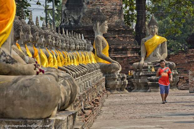 Wat Yai Chai Mongkhon