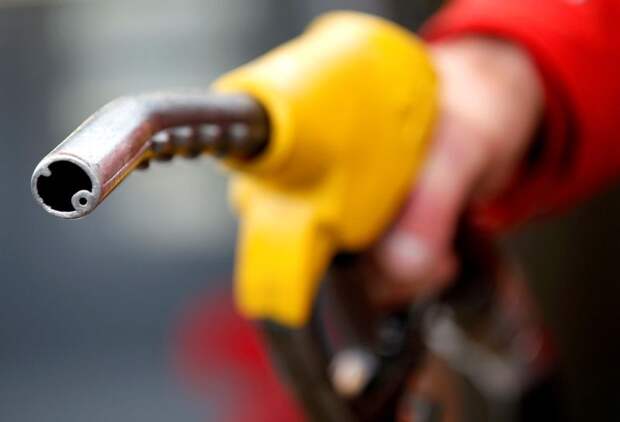 Нефть дорожает, ограничение предложения в США нивелирует планы КНР о продаже резервов