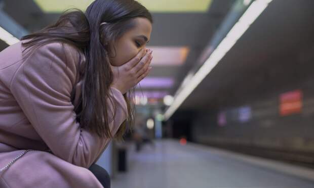 Опасный признак: почему у одних давление от стресса растет, а у других — снижается