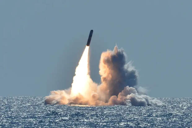 ВМС США планируют потратиться на модернизацию баллистических ракет Trident II для подлодок