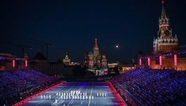 Собянин открыл фестиваль военных оркестров «Спасская башня»/Фото: mos.ru