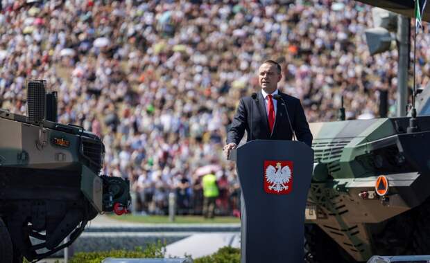 Совет безопасности и обороны против правительства Польши