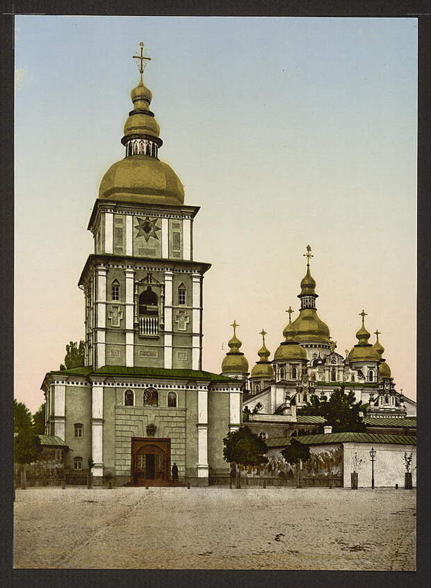 Михайловский  монастырь