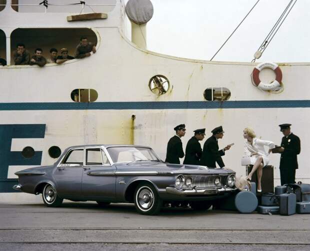 Полноразмерный Plymouth Fury 1962 лишь немногим симпатичнее Dodge Dart Dodge 1962, dodge, dodge dart, авто, автодизайн, автомобили, американсик автомооибили, дизайн