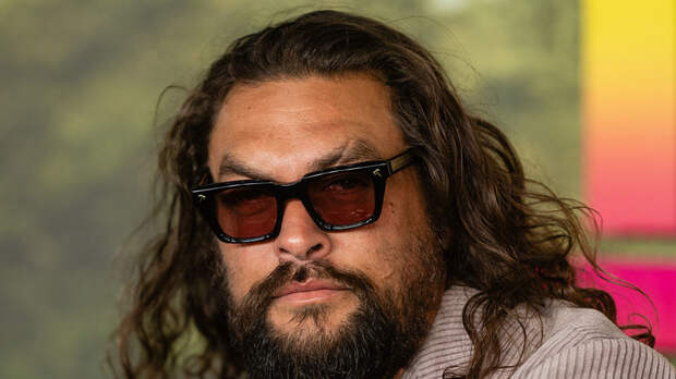 Джейсон Момоа эвакуировался с семьёй из-за наводнения на Гавайях