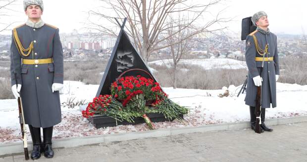 На Мамаевом кургане открыли памятник «Ямальским солдатам — защитникам Сталинграда»