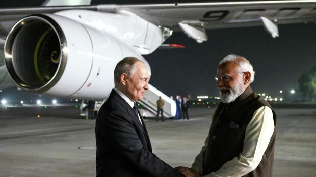 "Пустил под откос". Крупный просчет США: Россия достает новый козырь