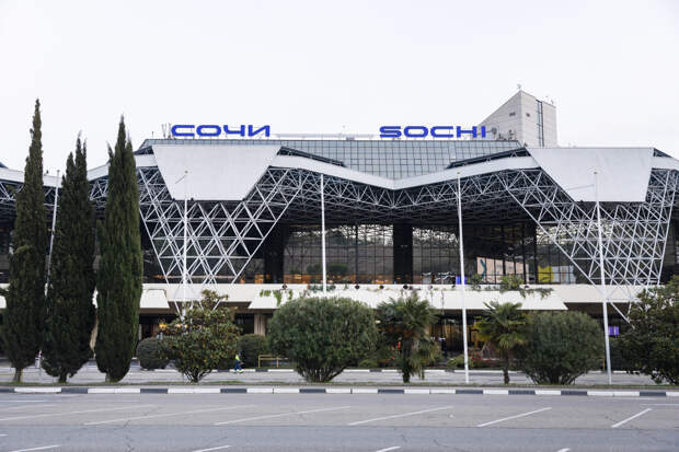Аэропорт Сочи будет работать в штатном режиме после теракта в "Крокусе"