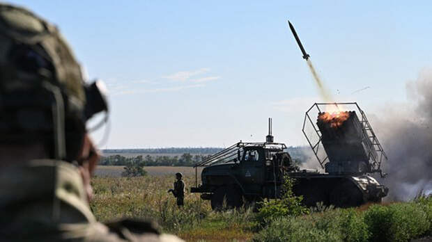 Российские войска нанесли удар по местам хранения техники ВСУ в Сумской области