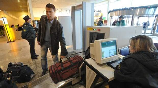 Сотрудники сочинского аэропорта спасли пассажира от одномоментной потери имущества