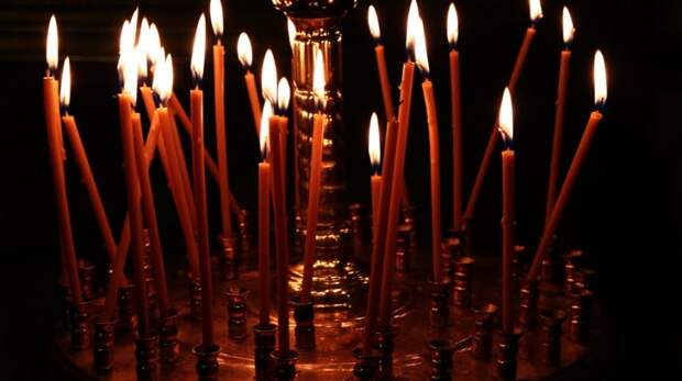 Разговор без суеты: Почему не ходят в храм со своей свечой? / pixabay.com