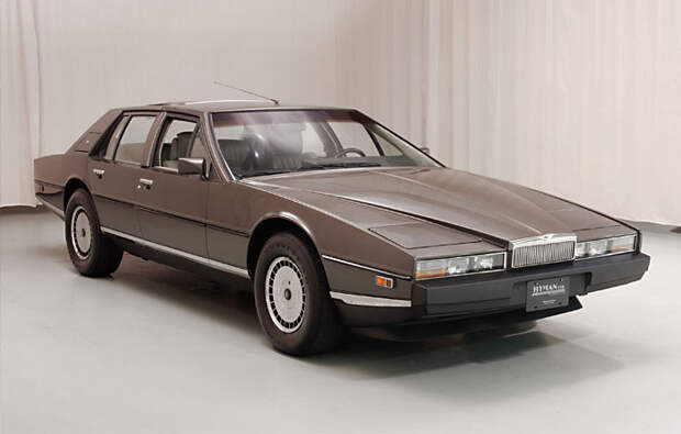 aston-martin-lagonda-2