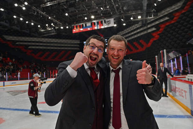 «Югра» сыграет в четвертьфинале ВХЛ с командой своего бывшего вратаря