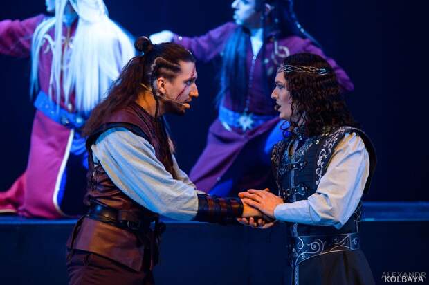 Рок-опера «Легенда о Берене и Лютиень: Лэ о Лэйтиан» в ФЦ «Москва»