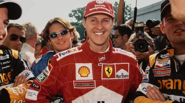 Михаэль Шумахер больше не прикован к постели: свежие подробности о самочувствии легенды «Формулы-1»