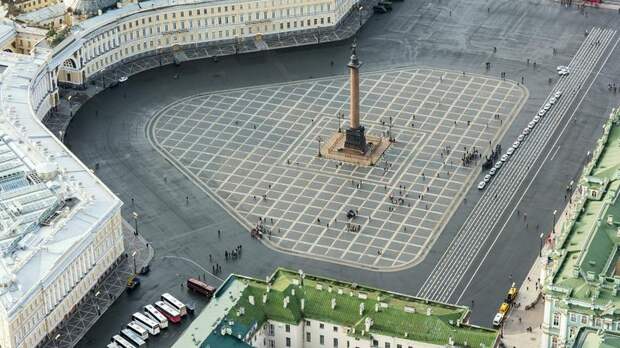Петербург возглавил список популярных направлений для отдыха на майские праздники