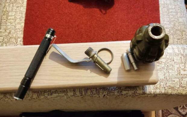 В Петербурге вдова офицера запаса обнаружила у себя в шкафу предмет, похожий на гранату