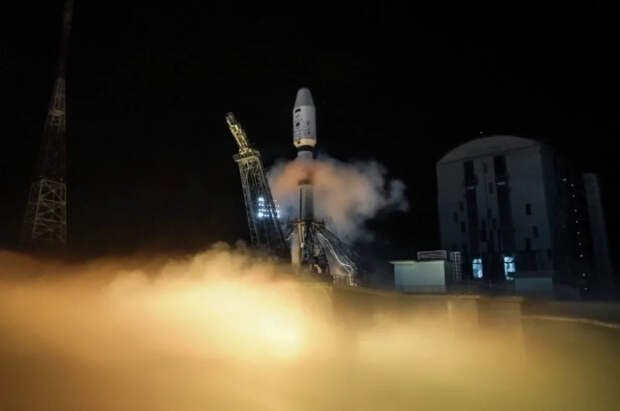 Ракета «Союз-2.1б» стартовала с космодрома Плесецк с военными спутниками