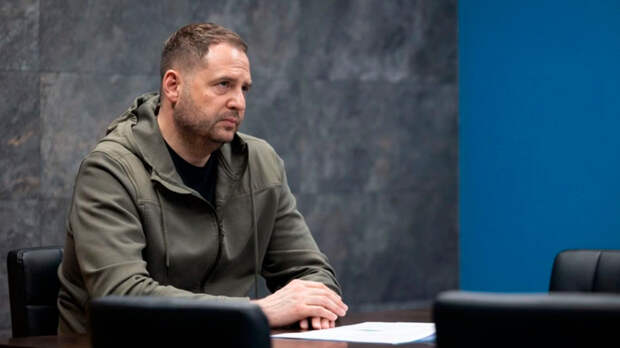 Ермака заподозрили в подготовке побега с Украины