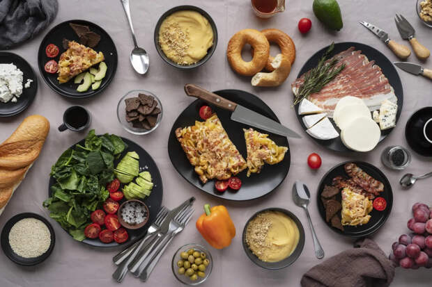 Не только овсянка: врач раскрыла рецепты идеального завтрака