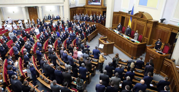 Володин сообщил, что ряд депутатов на Украине обсуждает предложения Путина