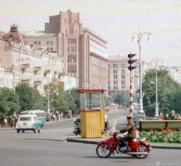 Удивительные, необычные, интересные ретро-фотографии о жизни, людях и событиях в СССР.