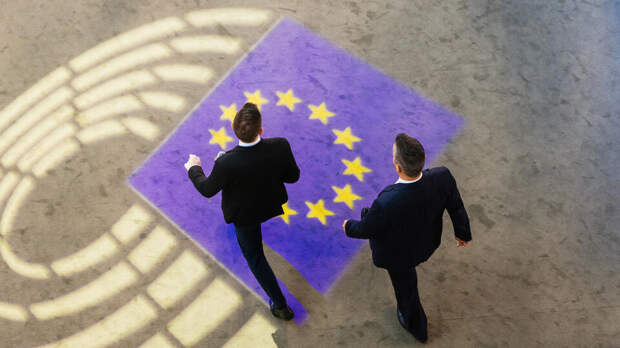 Российским дипломатам ограничили передвижение в ЕС