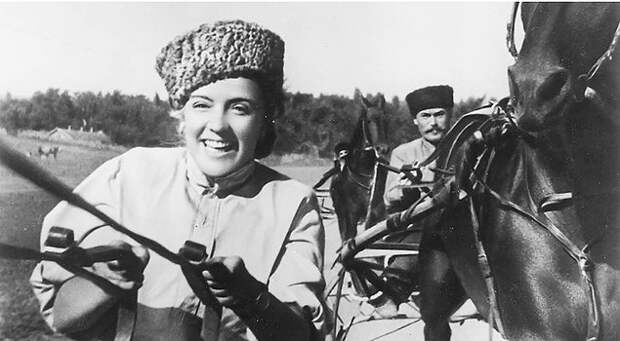 10 отечественных фильмов, олицетворяющих Россию, с точки зрения иностранцев.