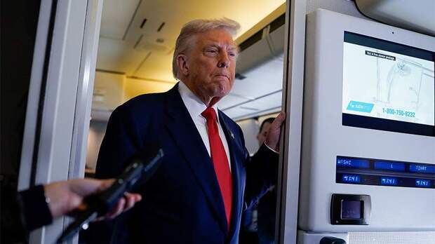 Трамп отказался комментировать возобновление ядерных испытаний в США