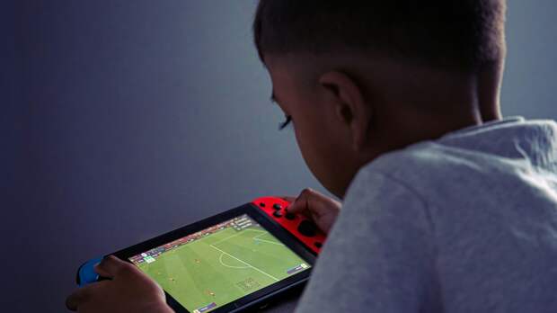 Новосибирский психолог Орлова предостерегла от резкого запрета онлайн-игр детям