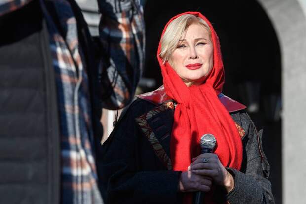 Российскую певицу отказались пускать в Госдуму