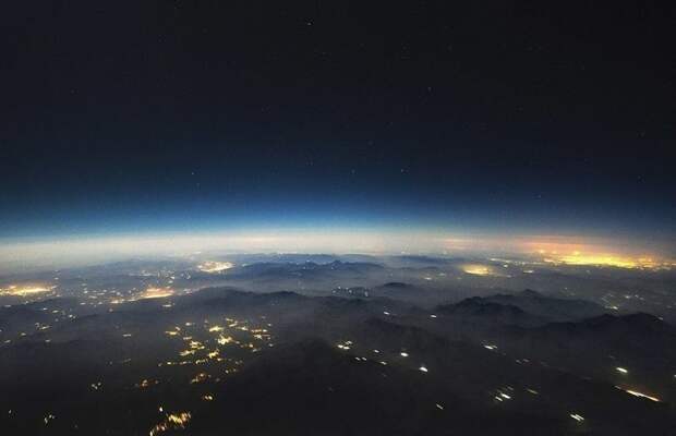 Ночь над Ираном вид из кабины пилота, красиво, летчик, небо над нами, путешествия над Землей, фото из самолета, фотограф, фотографии