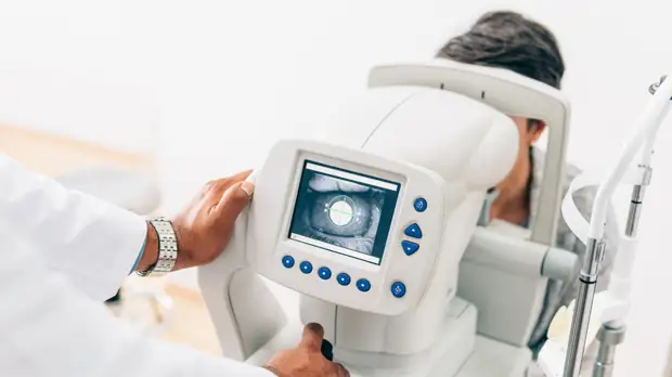 Врач Васильева рассказала, что у переболевших коронавирусом может ухудшиться зрение