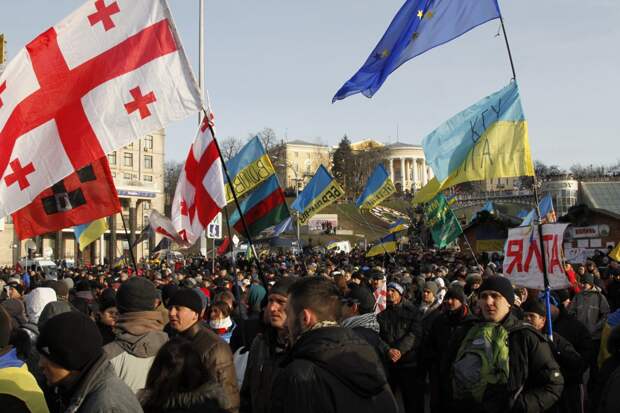 Премьер Грузии призвал не допустить «украинизации» страны и «майдана»