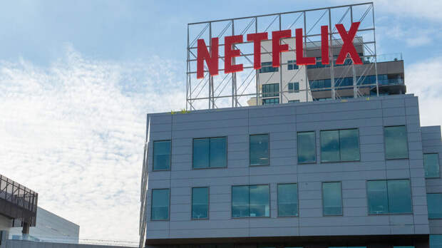 Netflix продлил на 10 лет права на три товарных знака в России