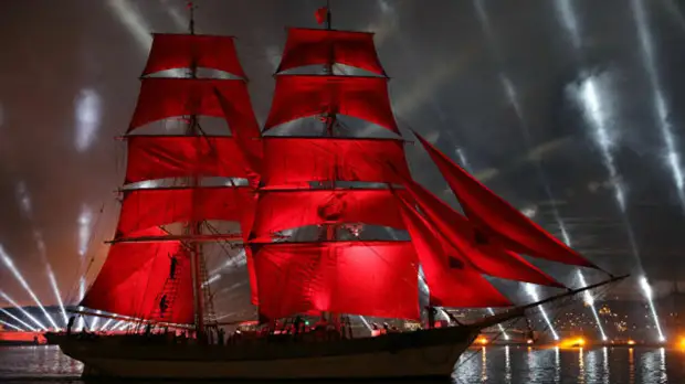 Песков прокомментировал праздник «Алые паруса»