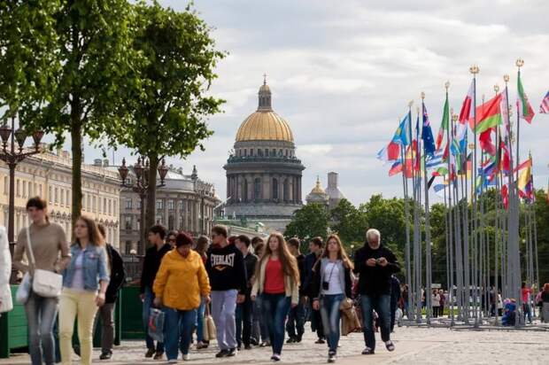 Почему иностранцы относятся к русским так подозрительно
