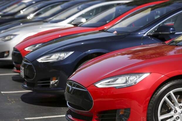 Эксперты рассказали, что будет с акциями Tesla в 2022 году