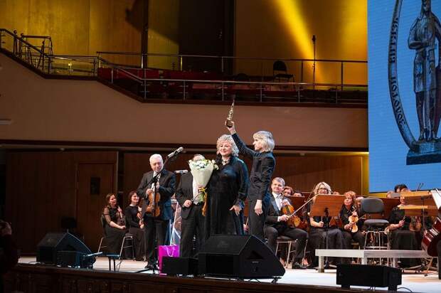 Омский академический симфонический оркестр получил награду Кинофорума «Золотой Витязь»