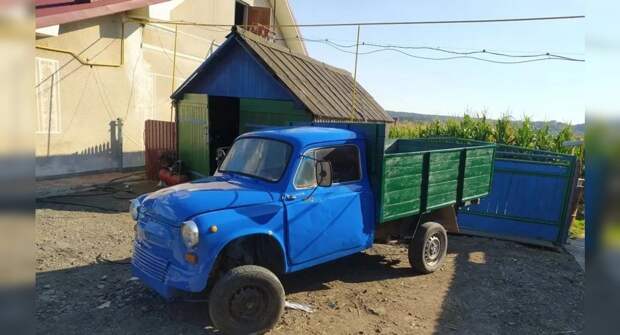 Умелец собрал грузовичок из “Жигулей и “Запорожца”
