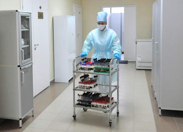 В России опровергли сообщения о платном лечении ВИЧ и ЗППП