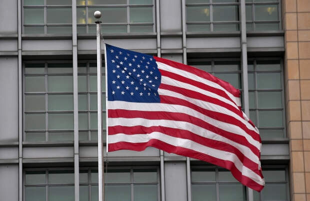 Посольство США в России пало жертвой борьбы с Трампом. Ирина Алкснис