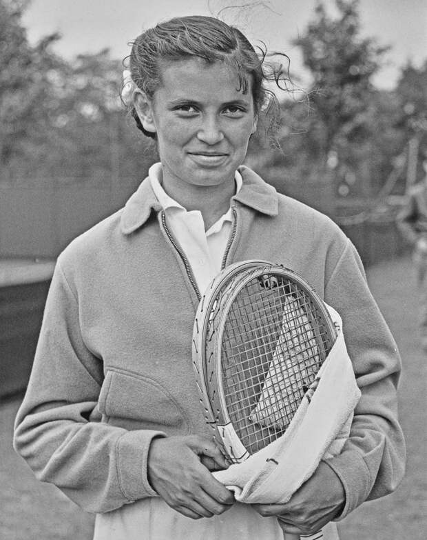 Анна Дмитриева, 1958 год